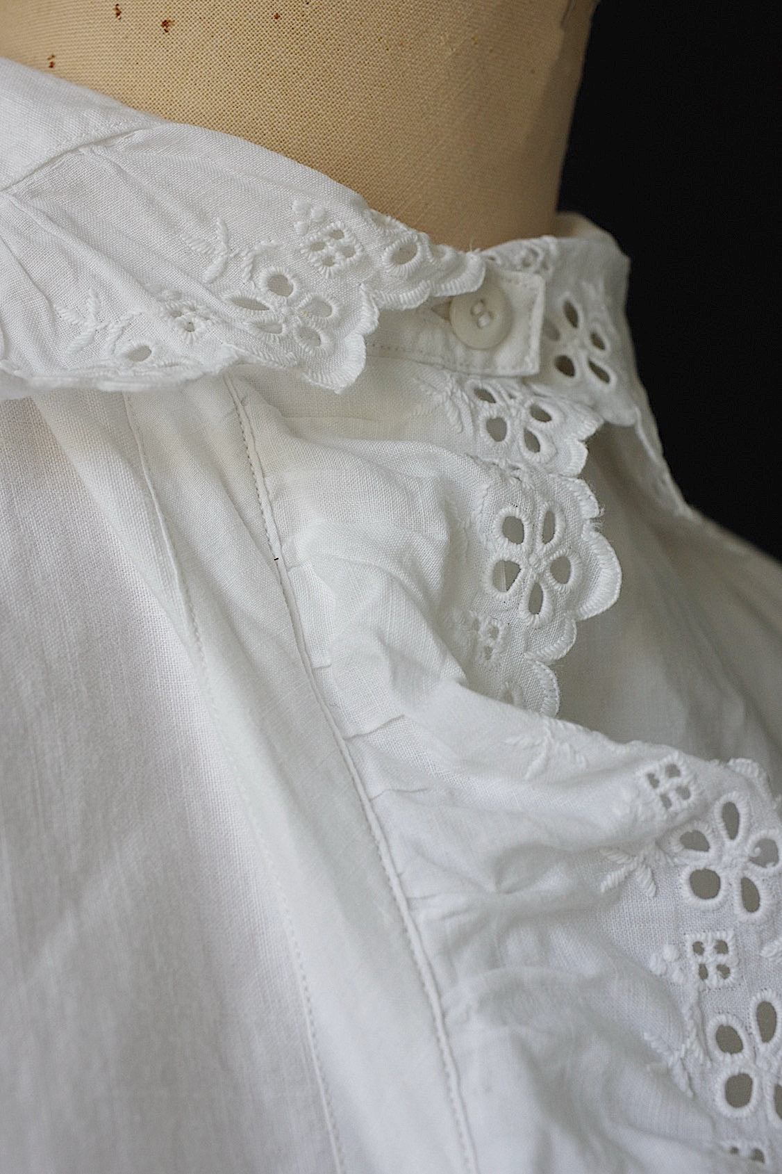 アンティークブラウス　vêtement antique blouse 2 .FR a l'epoque