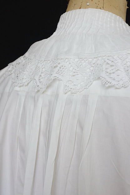 アンティークワンピース　vêtement antique dress .FR a l'epoque