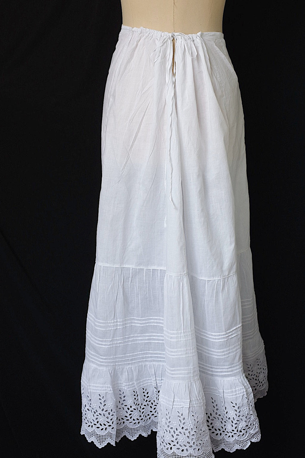 アンティークスカート　vêtement antique skirt .FR a l'epoque