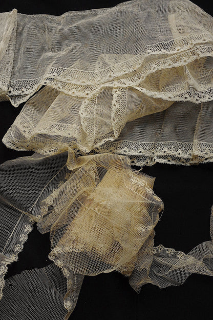 アンティークレース　dentelle ancienne 100cm+440cm .FR a l'epoque