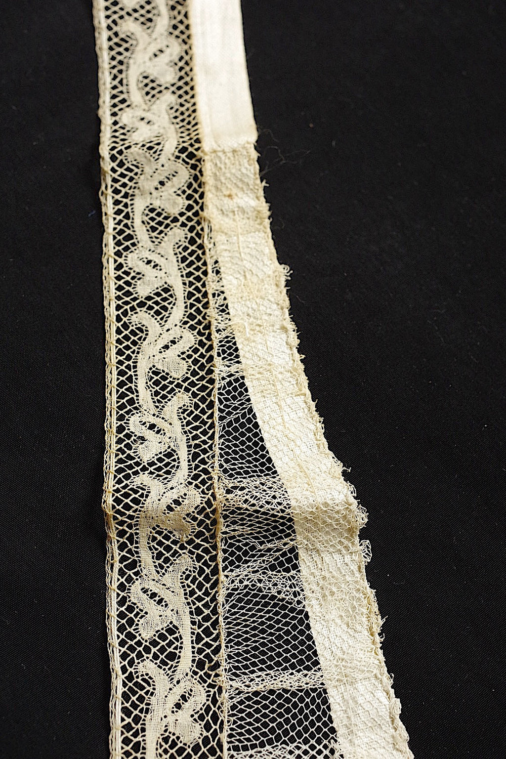 アンティークレース　dentelle ancienne 6本 .FR a l'epoque