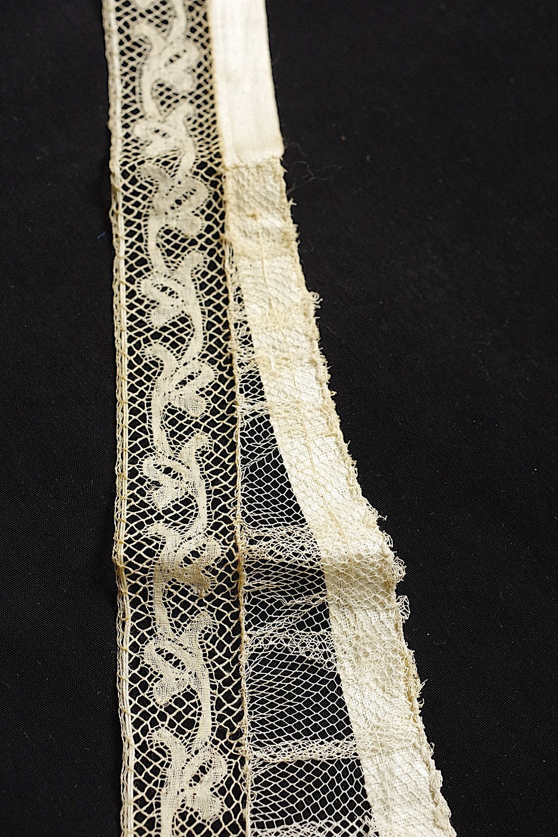 アンティークレース　dentelle ancienne 6本 .FR a l'epoque