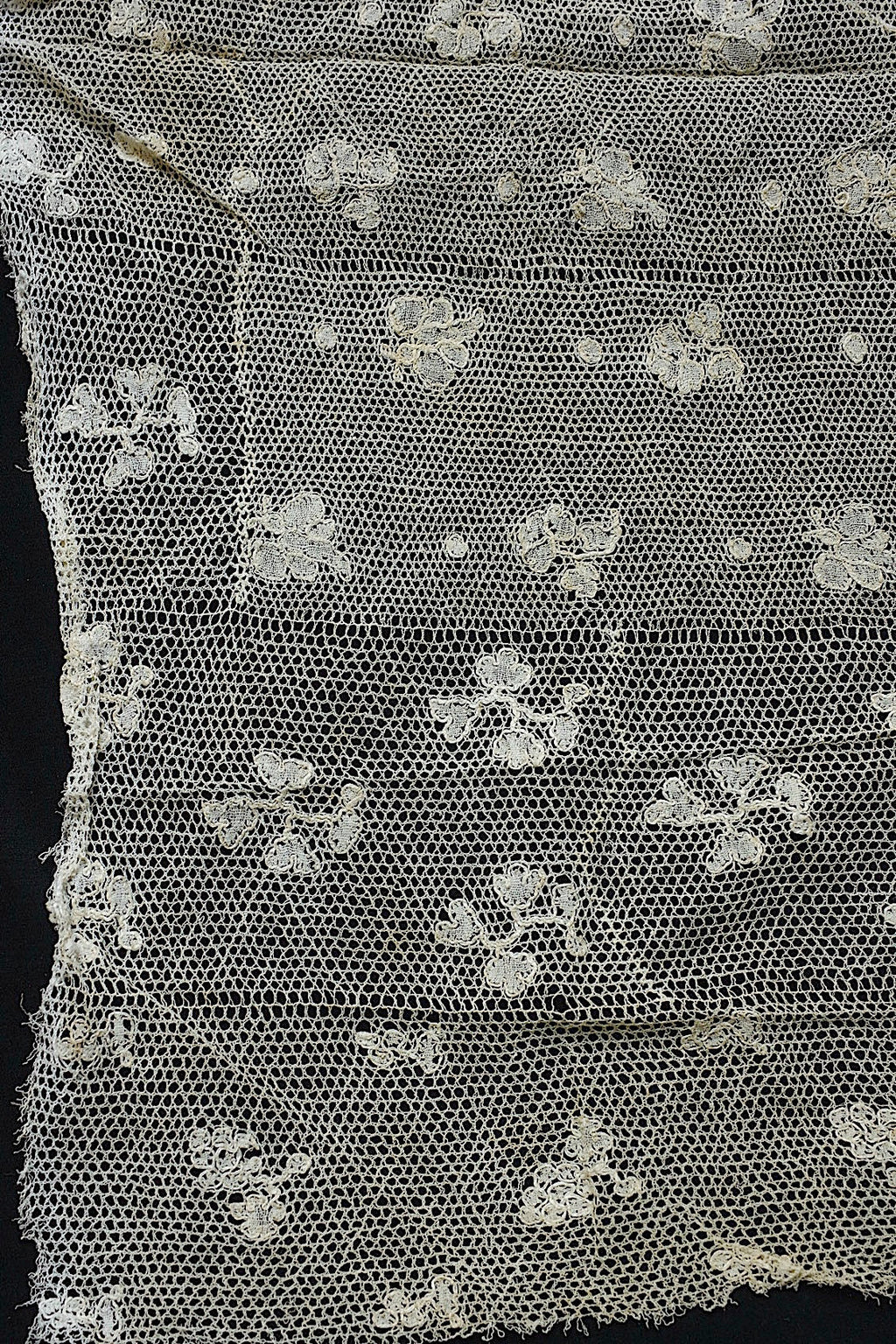 アンティークレース　dentelle ancienne ハギレ 240cm .FR a l'epoque