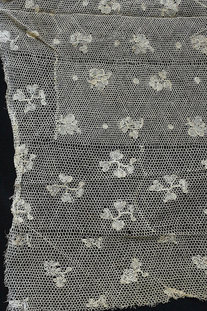 アンティークレース　dentelle ancienne ハギレ 240cm .FR a l'epoque