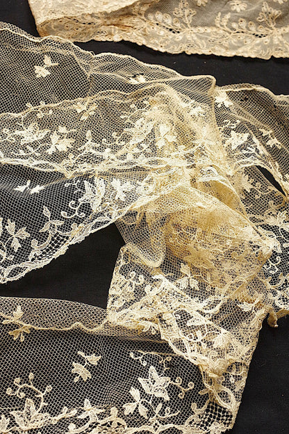 アンティークレース　dentelle ancienne 2種　素材用 .FR a l'epoque