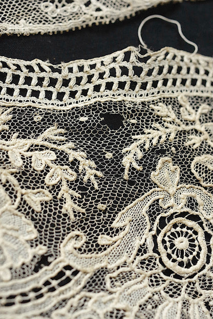 アンティークレース　dentelle ancienne 素材用　2 .FR a l'epoque