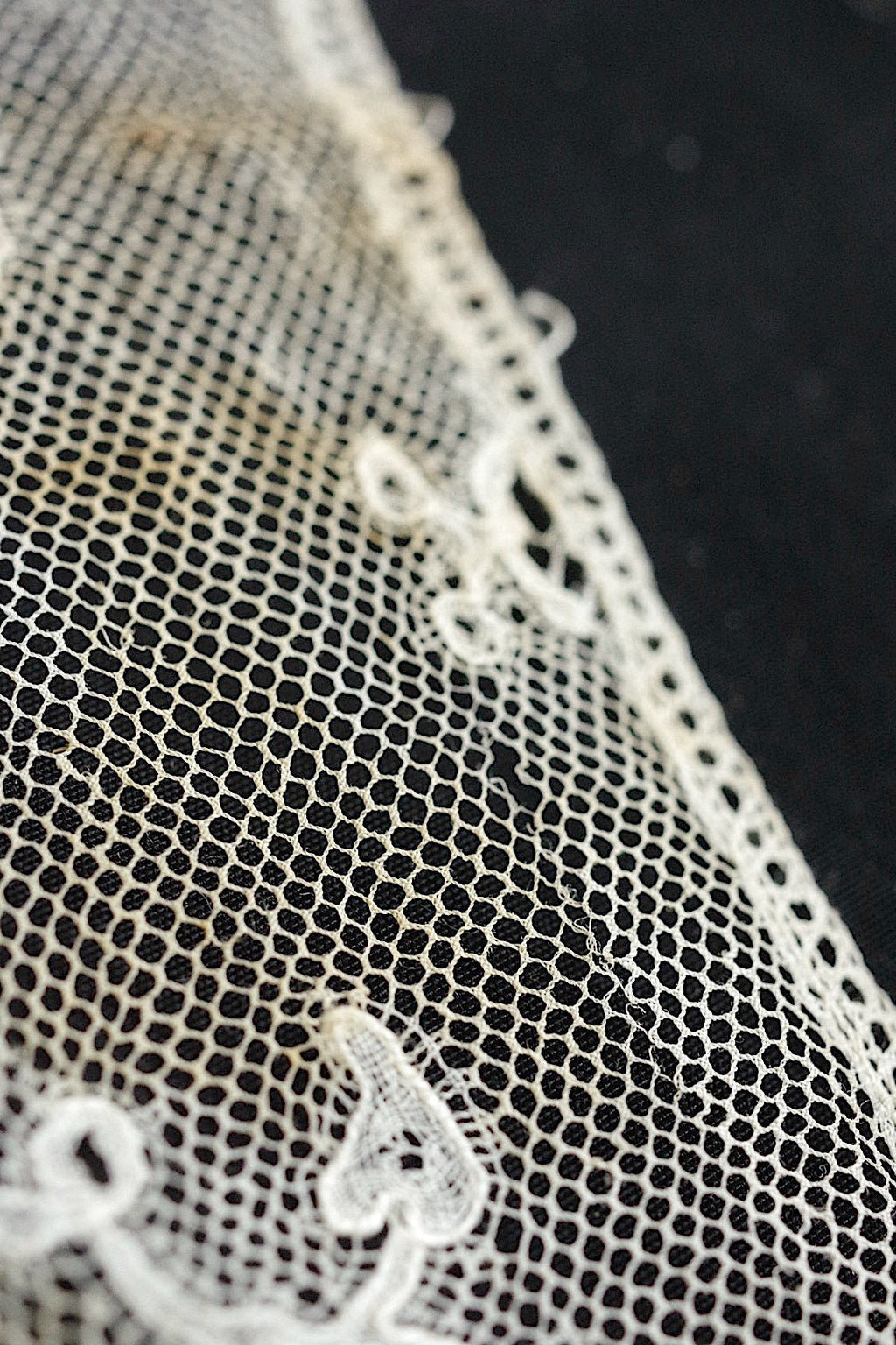 アンティークレース　dentelle ancienne 素材用　2 .FR a l'epoque