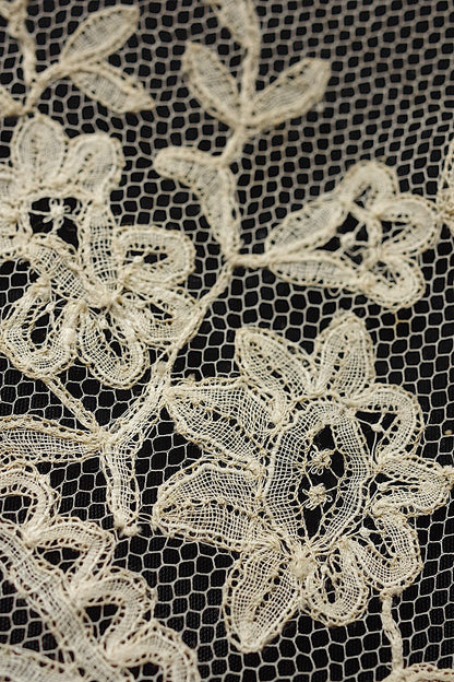 アンティークレース　dentelle ancienne アプリカッションアングレテール　2mつづ .FR a l'epoque