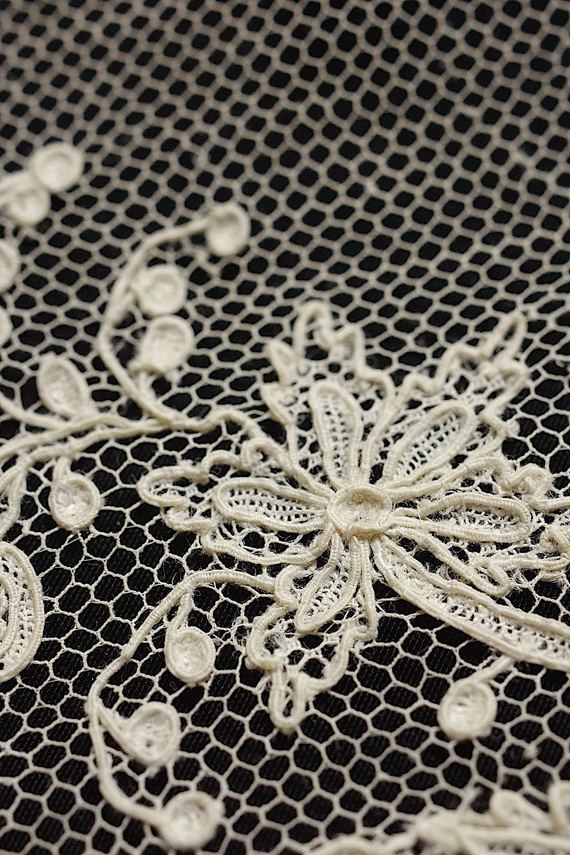 アンティークレース　dentelle ancienne アランソンレース148cm .FR a l'epoque