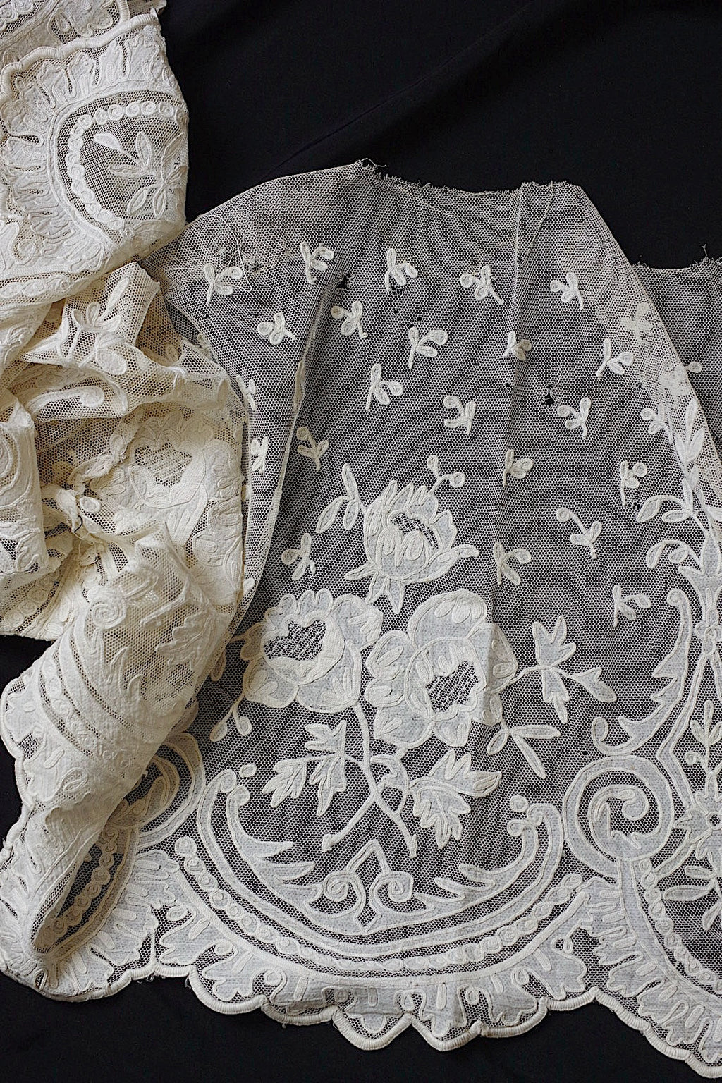 アンティークレース　dentelle ancienne レースハギレ　素材用 .FR a l'epoque