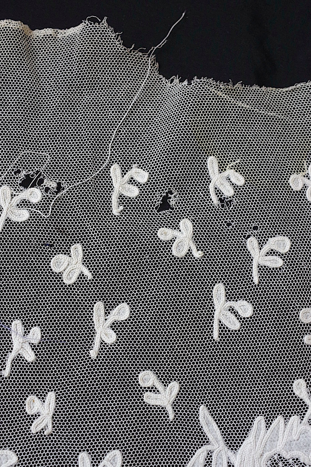 アンティークレース　dentelle ancienne レースハギレ　素材用 .FR a l'epoque