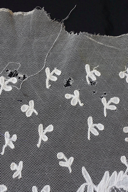 アンティークレース　dentelle ancienne レースハギレ　素材用 .FR a l'epoque