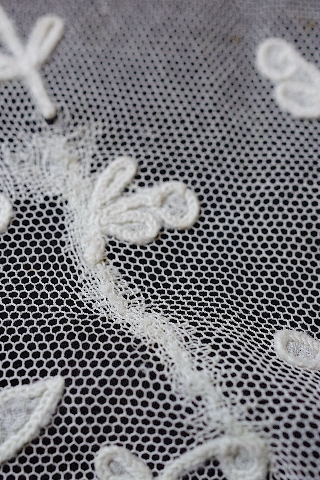 アンティークレース　dentelle ancienne レースハギレ　素材用 .FR a l'epoque