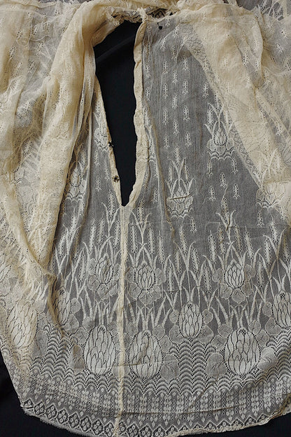 アンティークレース　dentelle ancienne レースハギレ　1 .FR a l'epoque