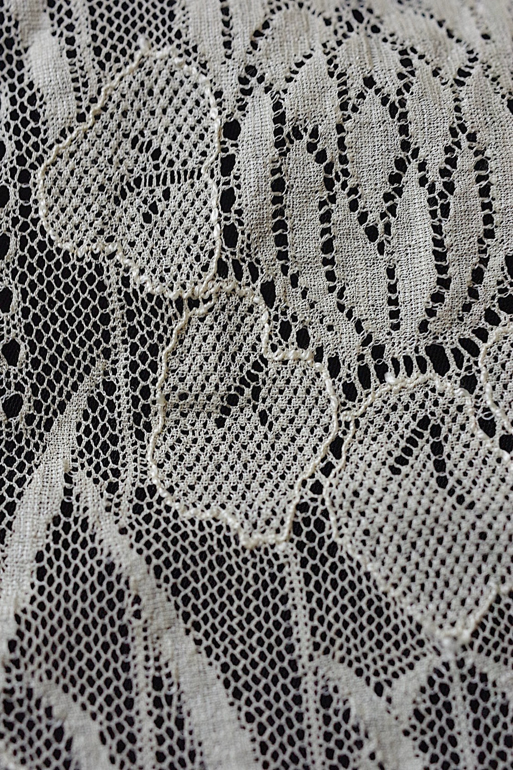 アンティークレース　dentelle ancienne レースハギレ　1 .FR a l'epoque