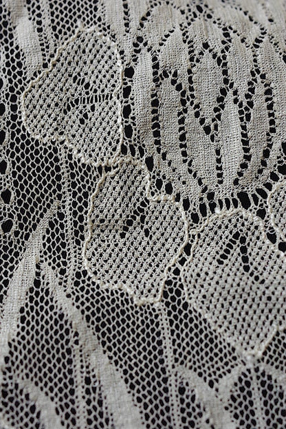 アンティークレース　dentelle ancienne レースハギレ　1 .FR a l'epoque