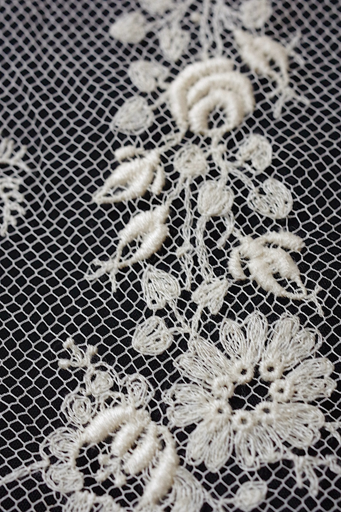 アンティークレース　dentelle ancienne レースハギレ　2 .FR a l'epoque