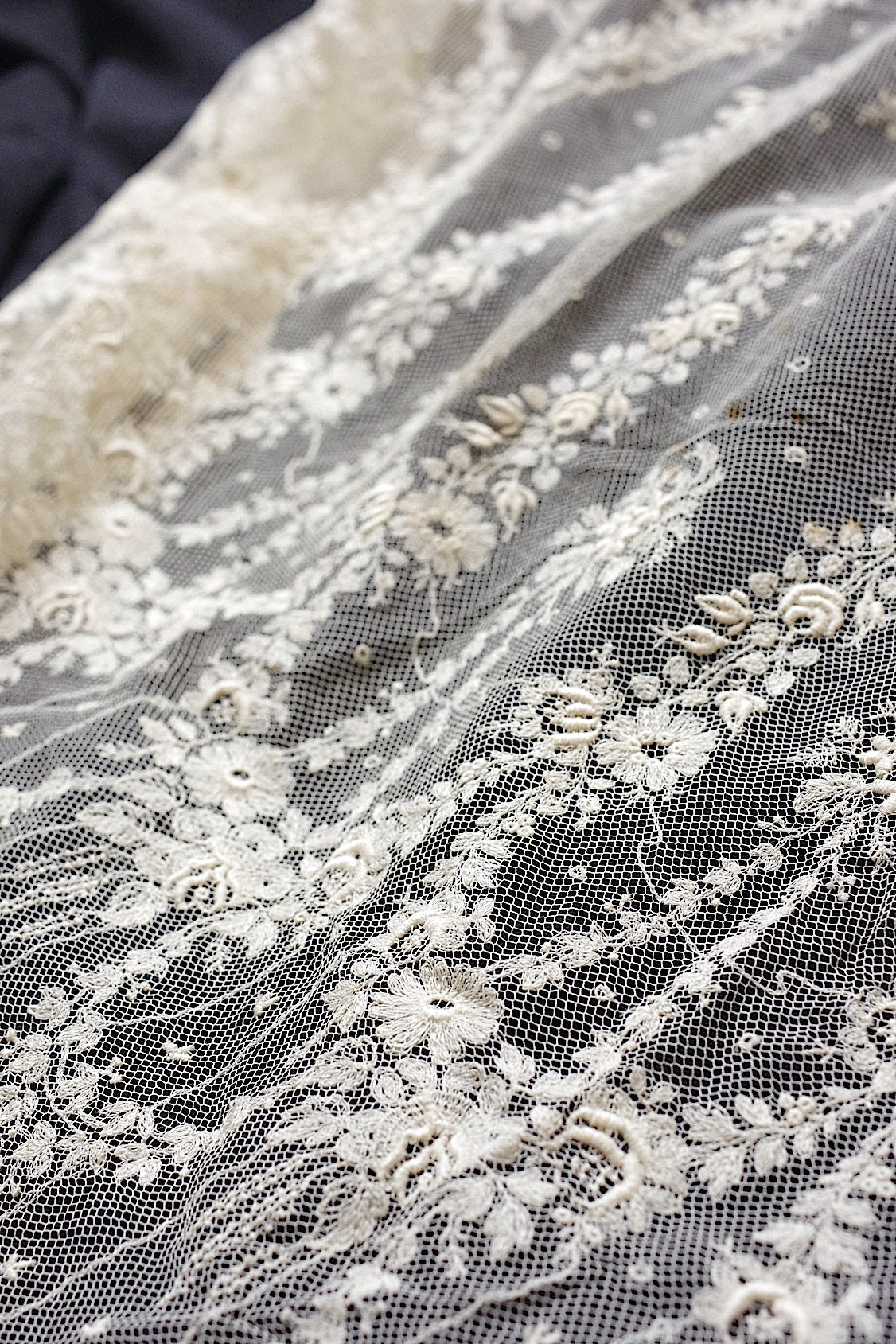 アンティークレース　dentelle ancienne レースハギレ　2 .FR a l'epoque