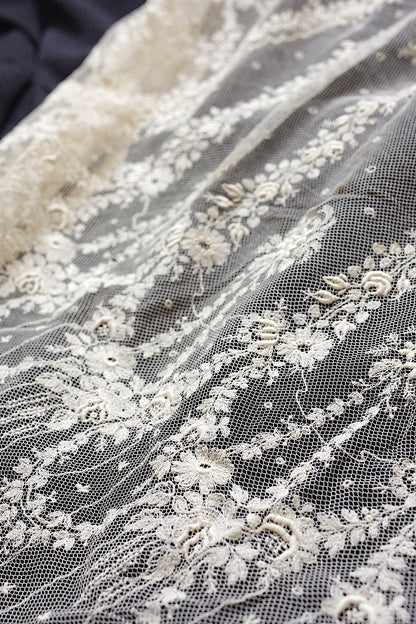 アンティークレース　dentelle ancienne レースハギレ　2 .FR a l'epoque