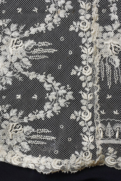 アンティークレース　dentelle ancienne レースハギレ　2 .FR a l'epoque