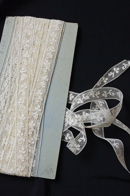 アンティークレース　dentelle ancienne 　3種 .FR a l'epoque