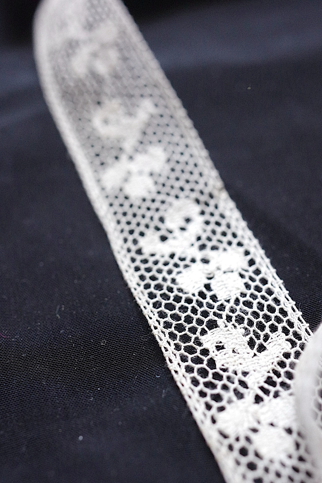 アンティークレース　dentelle ancienne 　3種 .FR a l'epoque