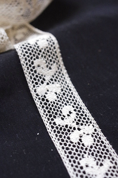 アンティークレース　dentelle ancienne 　3種 .FR a l'epoque