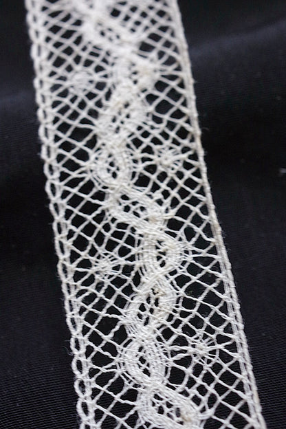 アンティークレース　dentelle ancienne 　3種 .FR a l'epoque