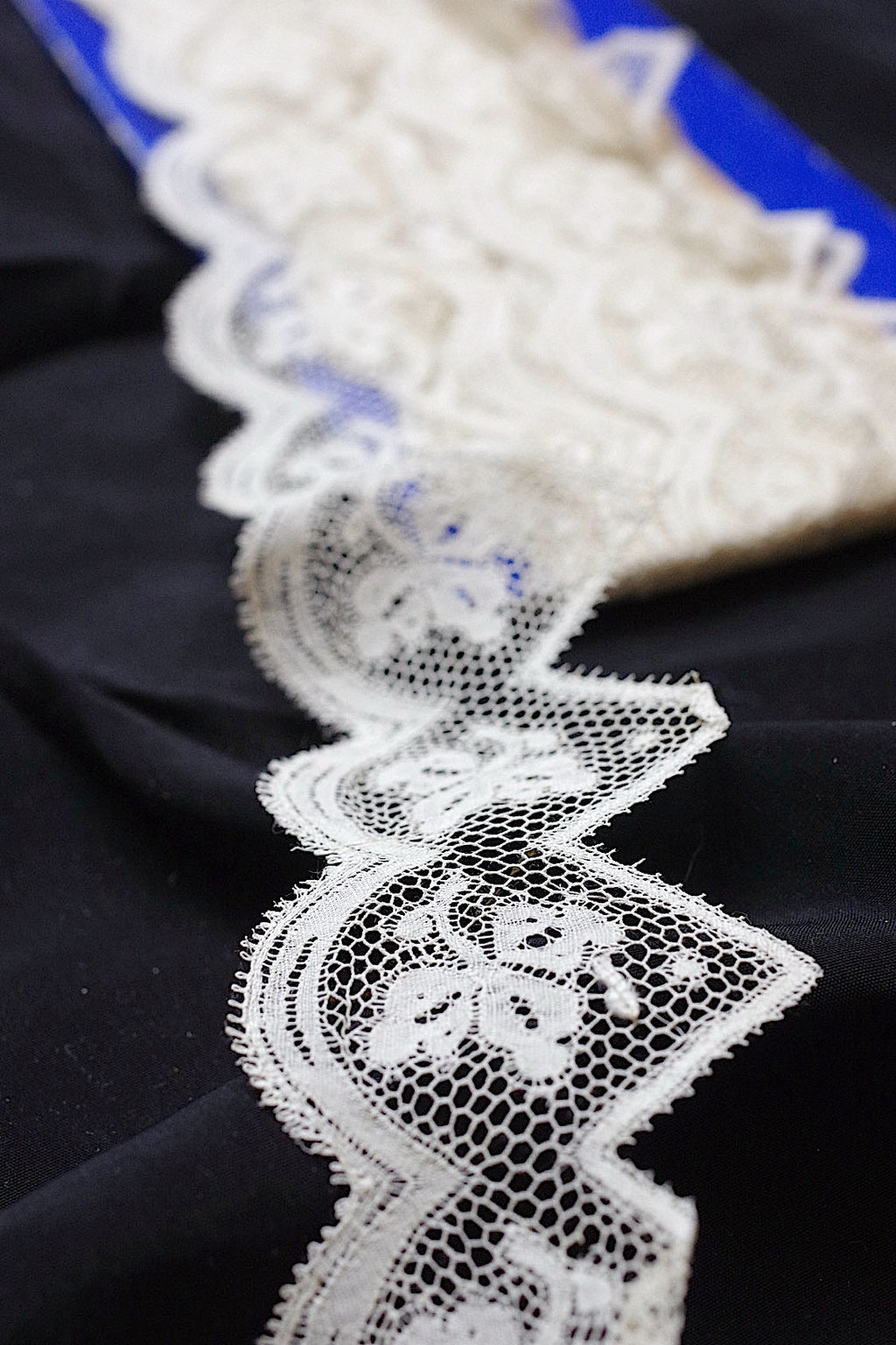 アンティークレース　dentelle ancienne 　554cm .FR a l'epoque