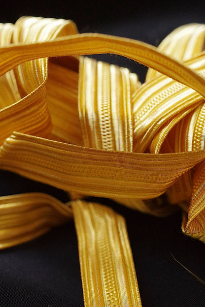 アンティークリボン　ruban antique 1　 .FR a l'epoque