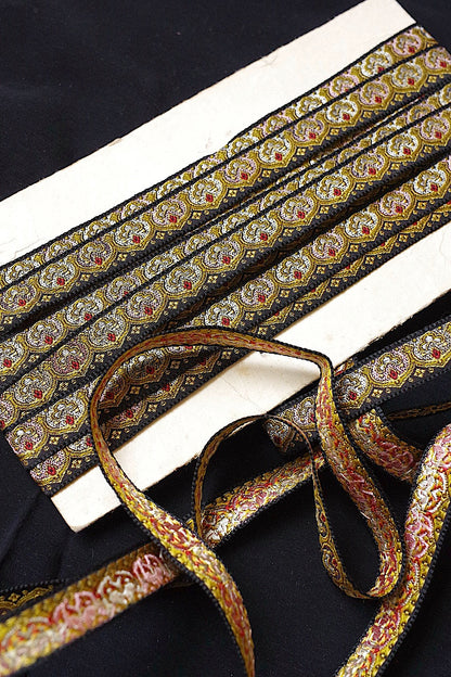 アンティークリボン　ruban antique 3 .FR a l'epoque