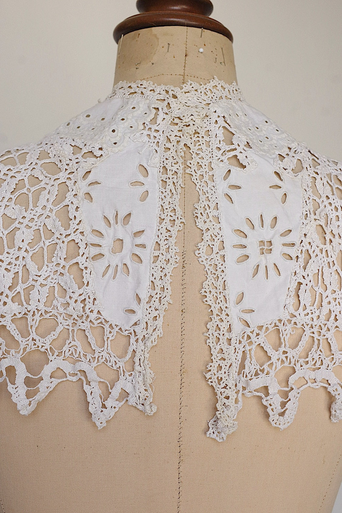 アンティークレース　dentelle ancienne レース襟1 .FR a l'epoque