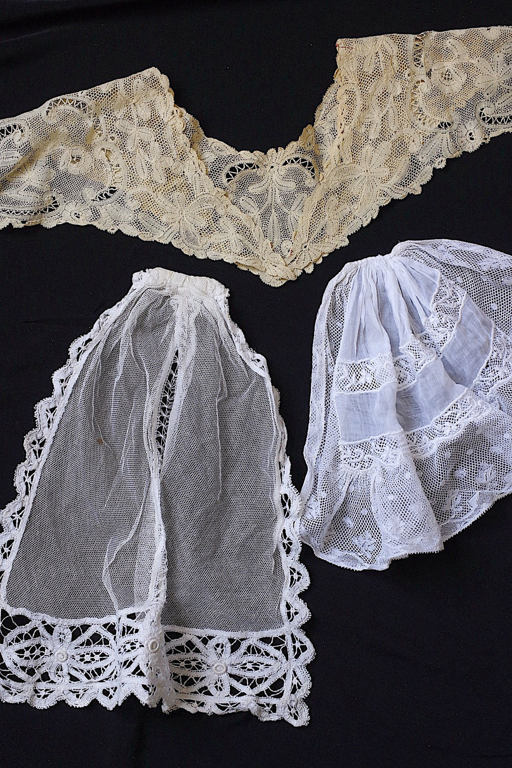 アンティークレース　dentelle ancienne 首元周り　lot .FR a l'epoque