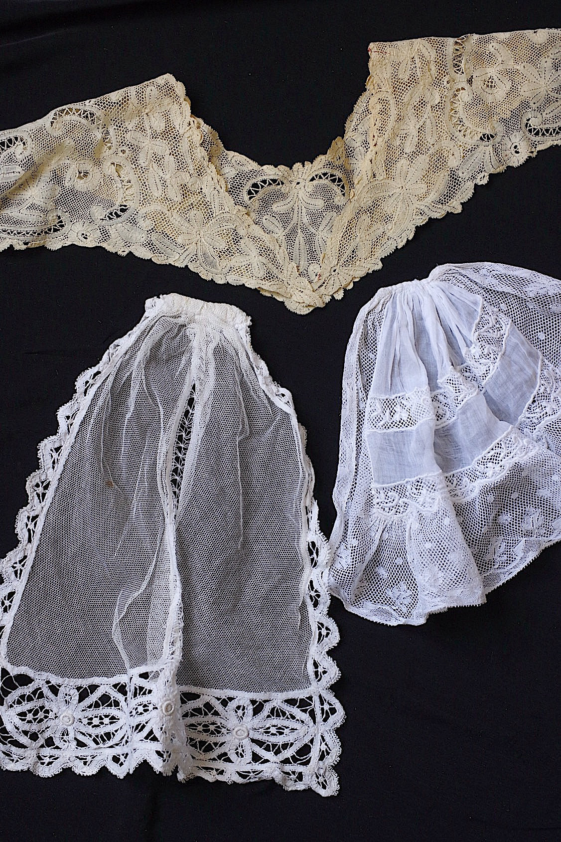 アンティークレース　dentelle ancienne 首元周り　lot .FR a l'epoque