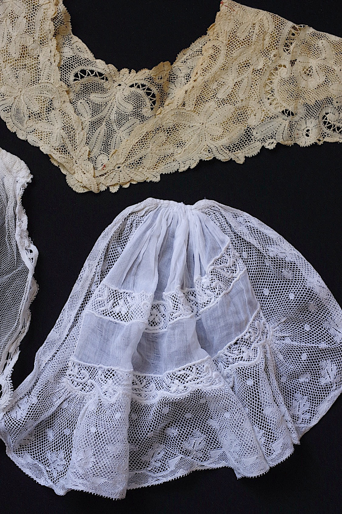 アンティークレース　dentelle ancienne 首元周り　lot .FR a l'epoque
