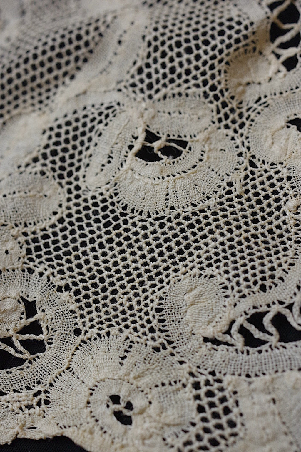 アンティークレース　dentelle ancienne 首元周り　lot .FR a l'epoque