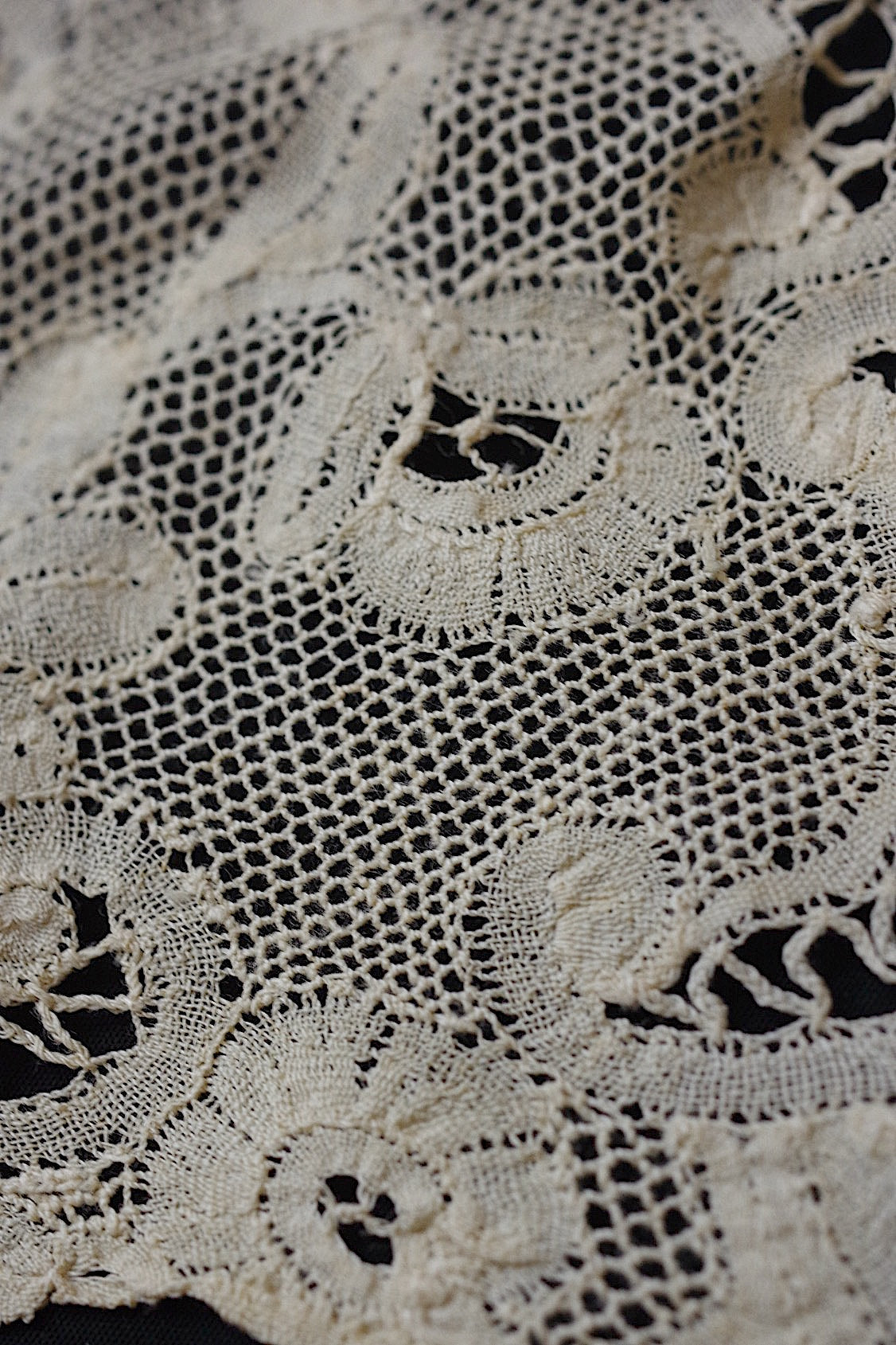 アンティークレース　dentelle ancienne 首元周り　lot .FR a l'epoque