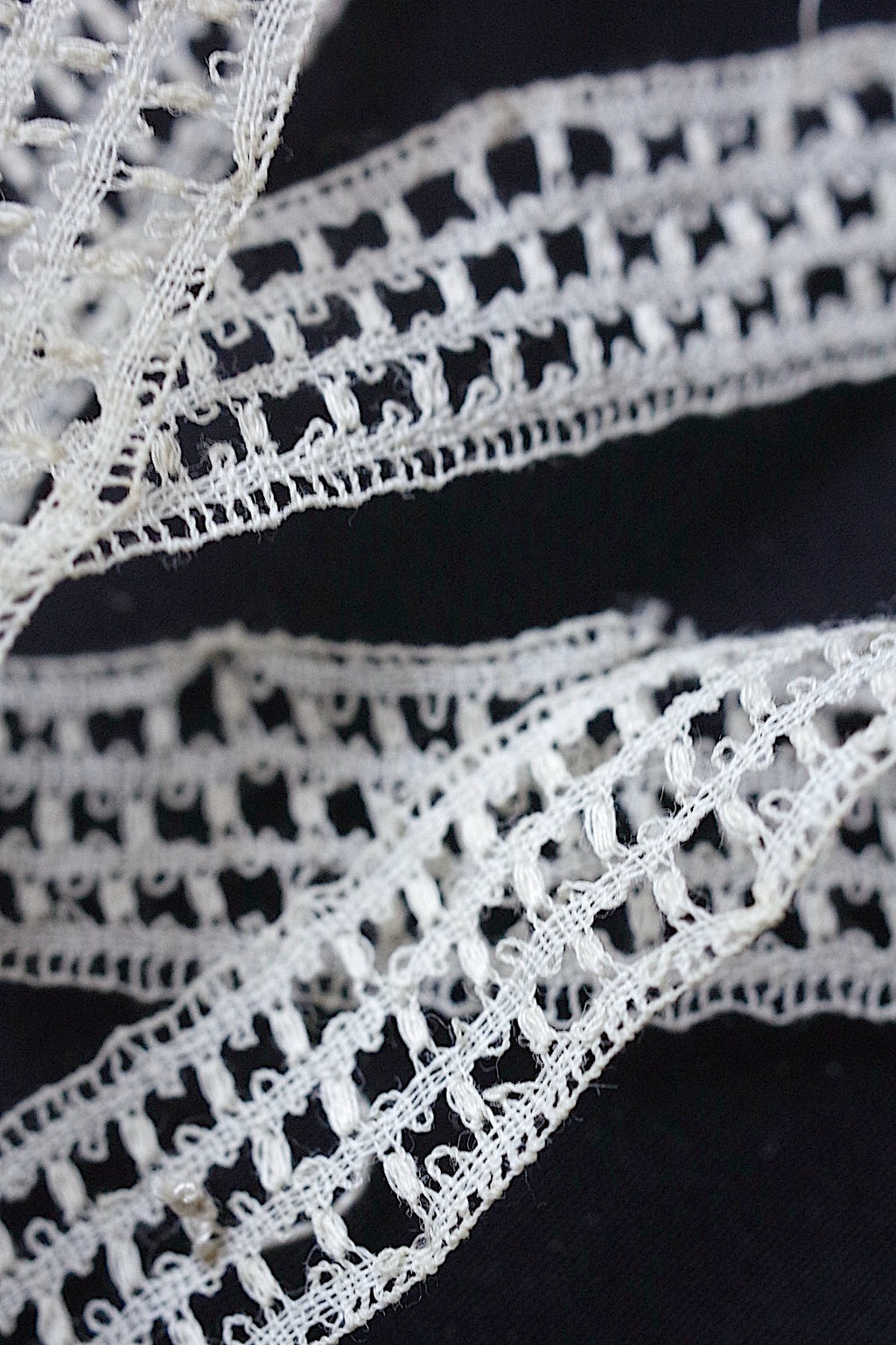 アンティークレース　dentelle ancienne テープ1 .FR a l'epoque