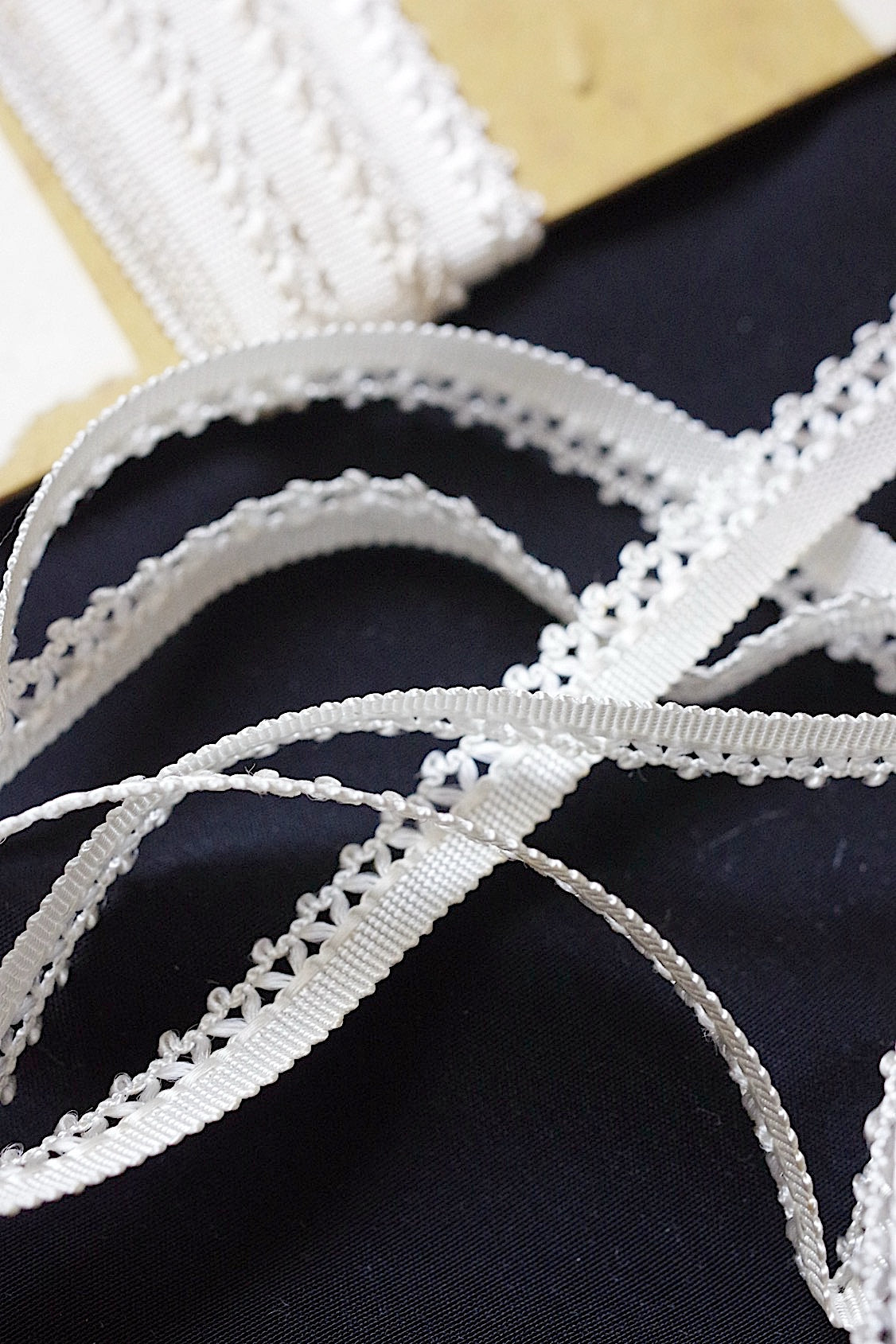 アンティークレース　dentelle ancienne テープ2 .FR a l'epoque