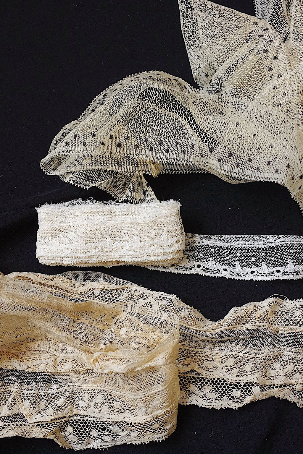 アンティークレース　dentelle ancienne 3種 .FR a l'epoque