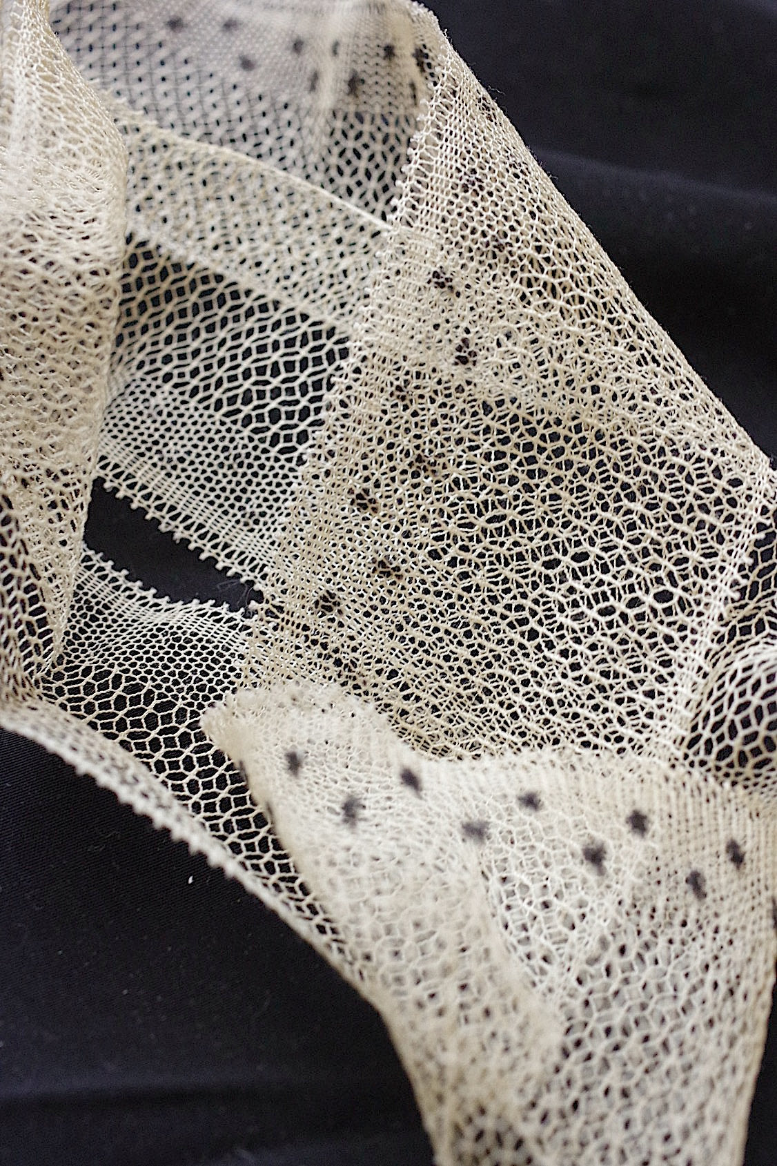 アンティークレース　dentelle ancienne 3種 .FR a l'epoque