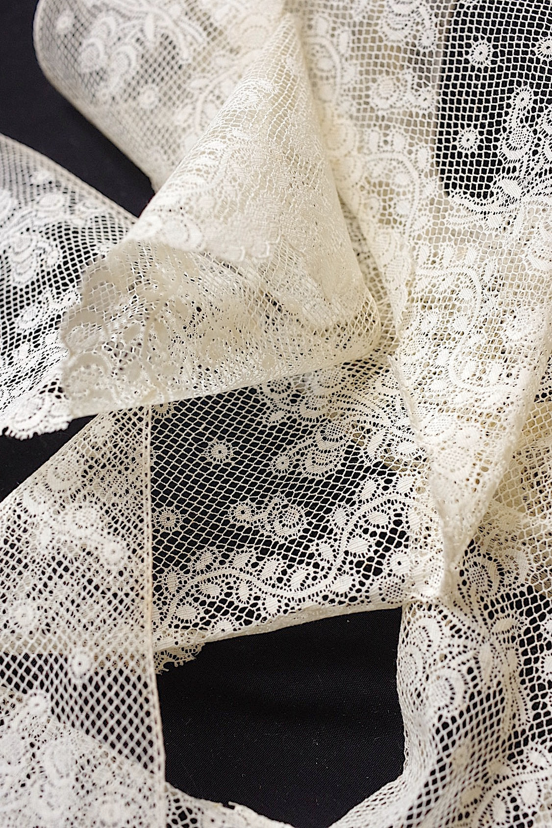 アンティークレース　dentelle ancienne 500cm .FR a l'epoque