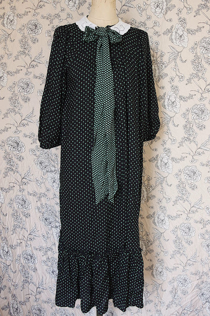 ヴィンテージワンピース　vêtement vintage dress .FR a l'epoque