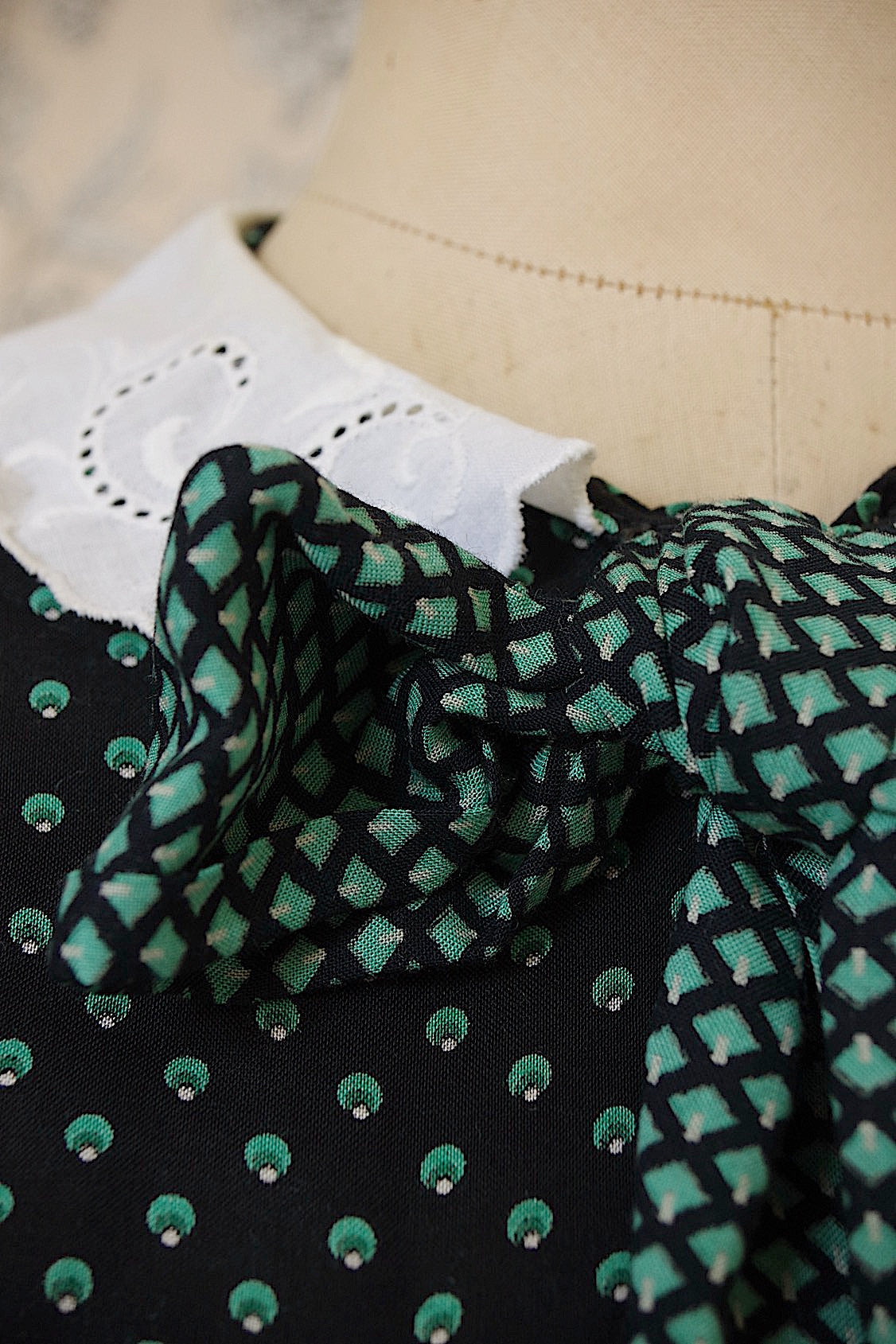 ヴィンテージワンピース　vêtement vintage dress .FR a l'epoque