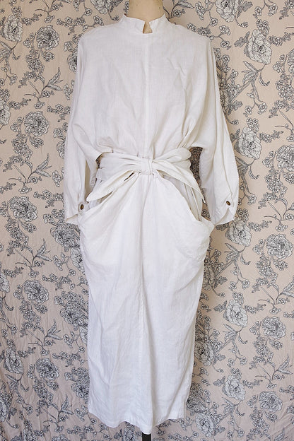 ヴィンテージリネンワンピース　vêtement vintage .FR a l'epoque