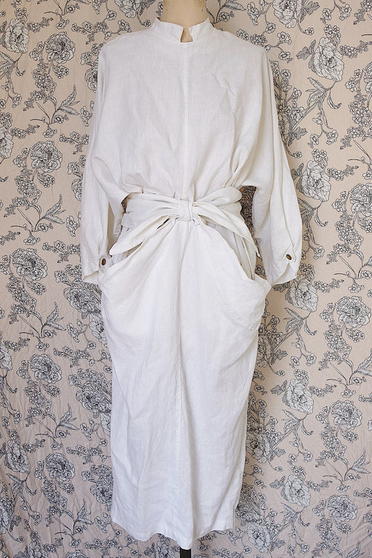 ヴィンテージリネンワンピース　vêtement vintage .FR a l'epoque