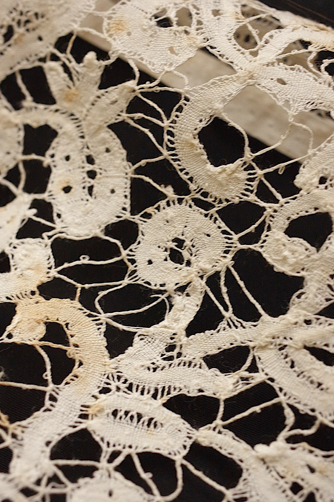 アンティークレース　dentelle ancienne フレミッシュ　365cm .FR a l'epoque