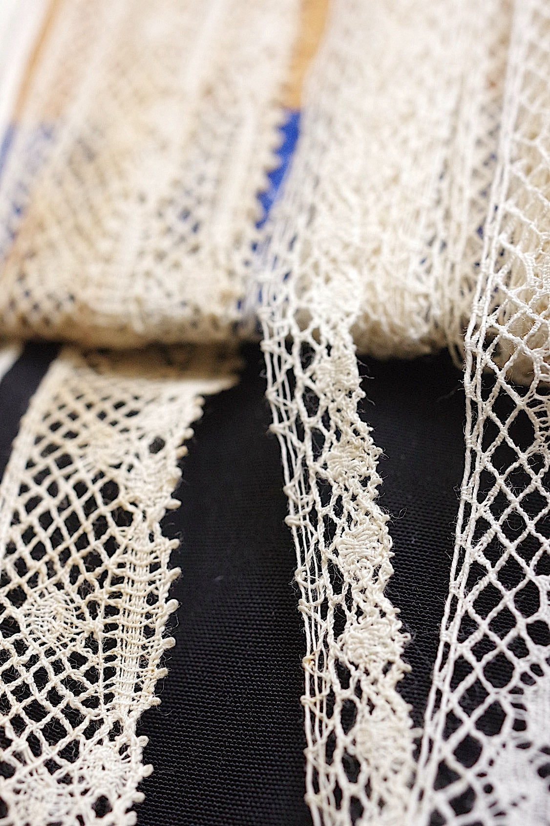 アンティークレース　dentelle ancienne ６種 .FR a l'epoque