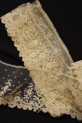 アンティークレース　dentelle ancienne アプリカッションアングレテール .FR a l'epoque