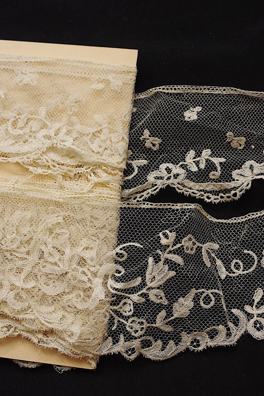 アンティークレース　dentelle ancienne アプリカッションアングレテール　２種 .FR a l'epoque